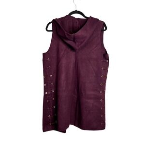 Luii Burgundy Hooded Sleeveless Vest Size M Lace Up Sides Pockets Longline‎
